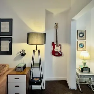  Villa Urban Music Style Townhouse In Center